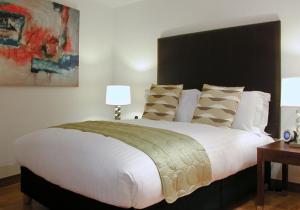 Kings Wardrobe Apartments by BridgeStreet