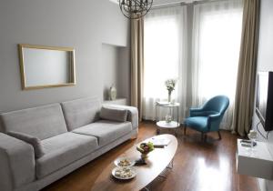 Miel Suites